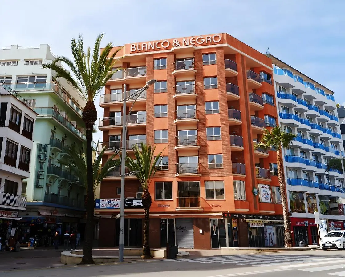 Marina Beach Apartaments Lloret de Mar 0*,  Spanien